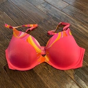 Victoria Secret Bra— only worn once